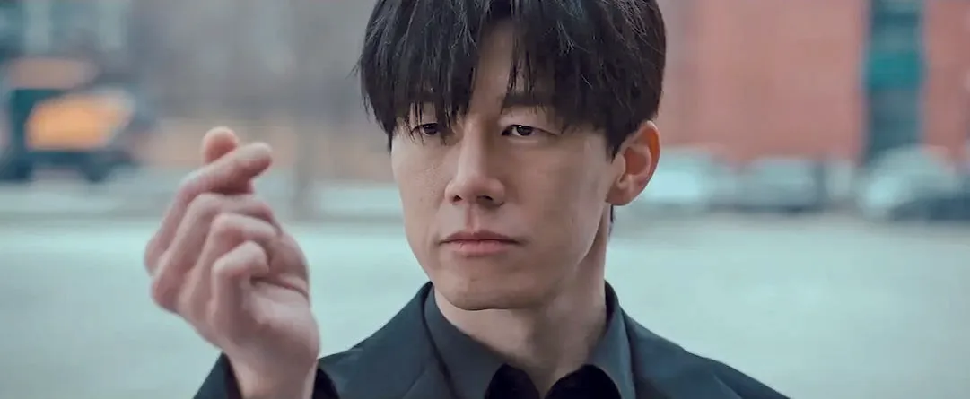 《以暴制暴提供情緒代償,《鐵拳教育》折射韓國教育撕裂》相關圖片(2/8)