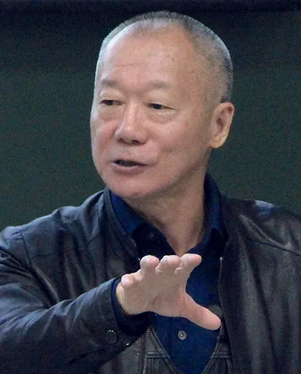 清華大學教授肖鷹。